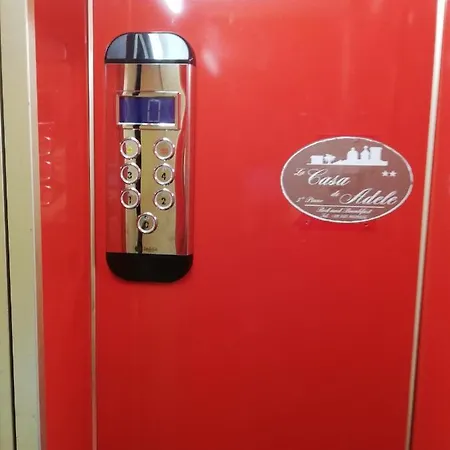 ベッド・アンド・ブレックファスト La Casa Di Adele 4*